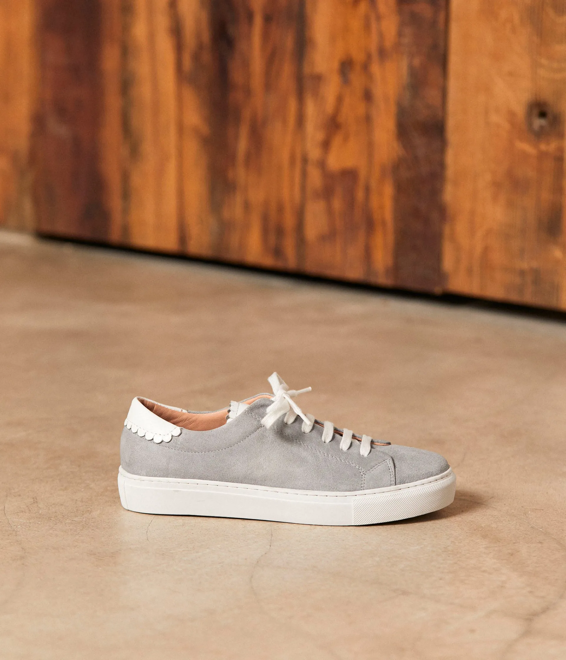 Femme Mellow Yellow Baskets-Baskets velours Suzanne