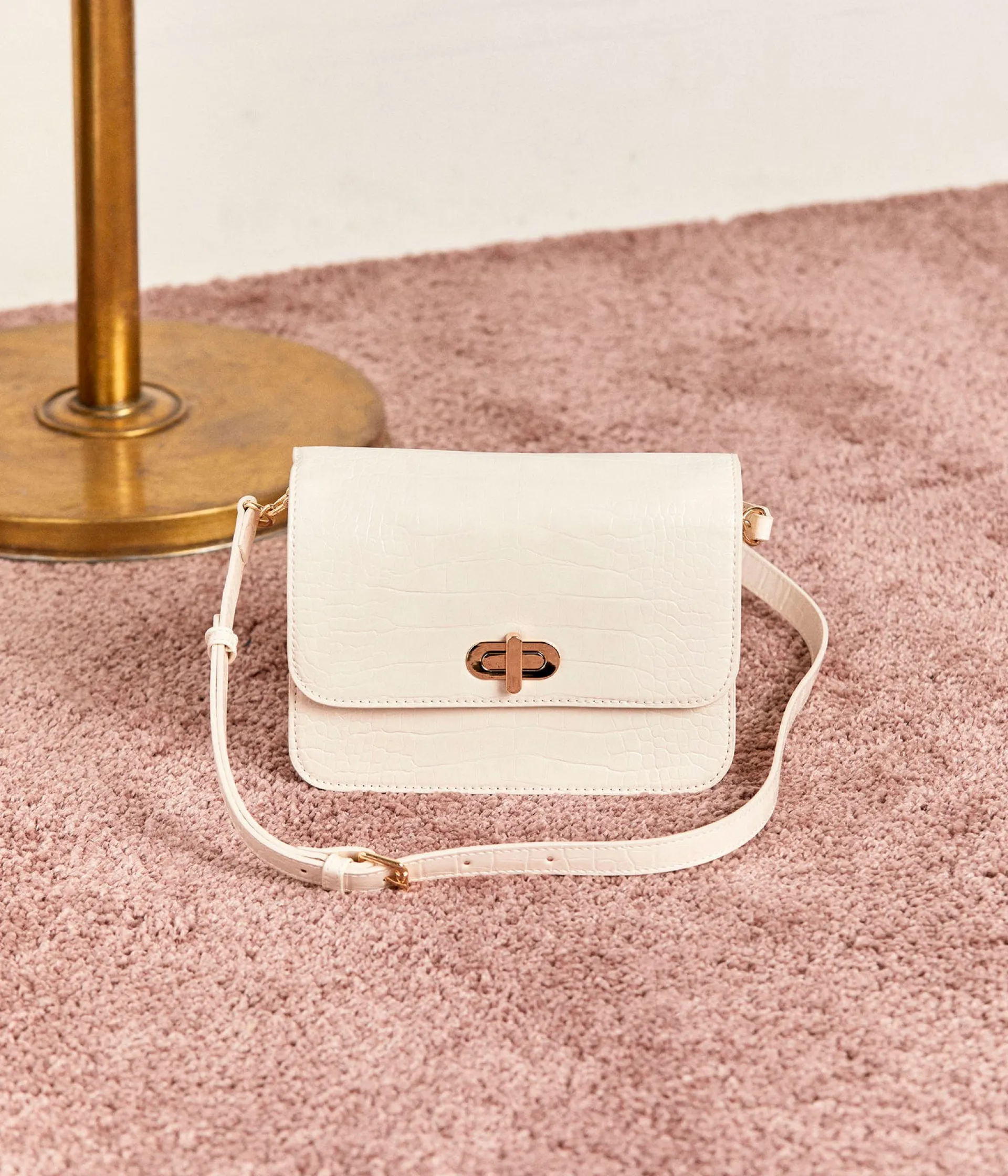 Mellow Yellow Sacs, Pochettes-Sac effet croco Victor