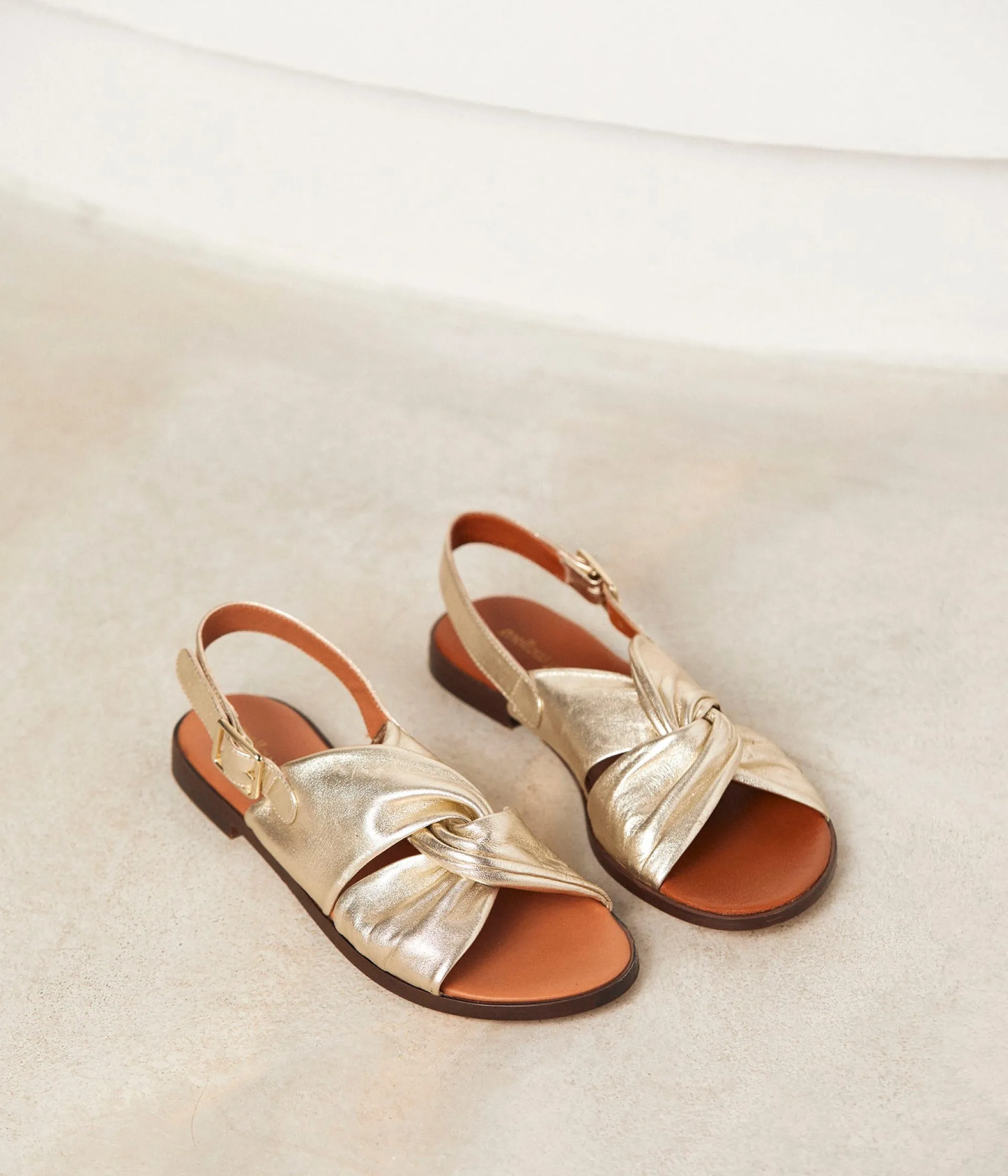 Femme Mellow Yellow Sandales, Mules-Sandales plates dées Hazel