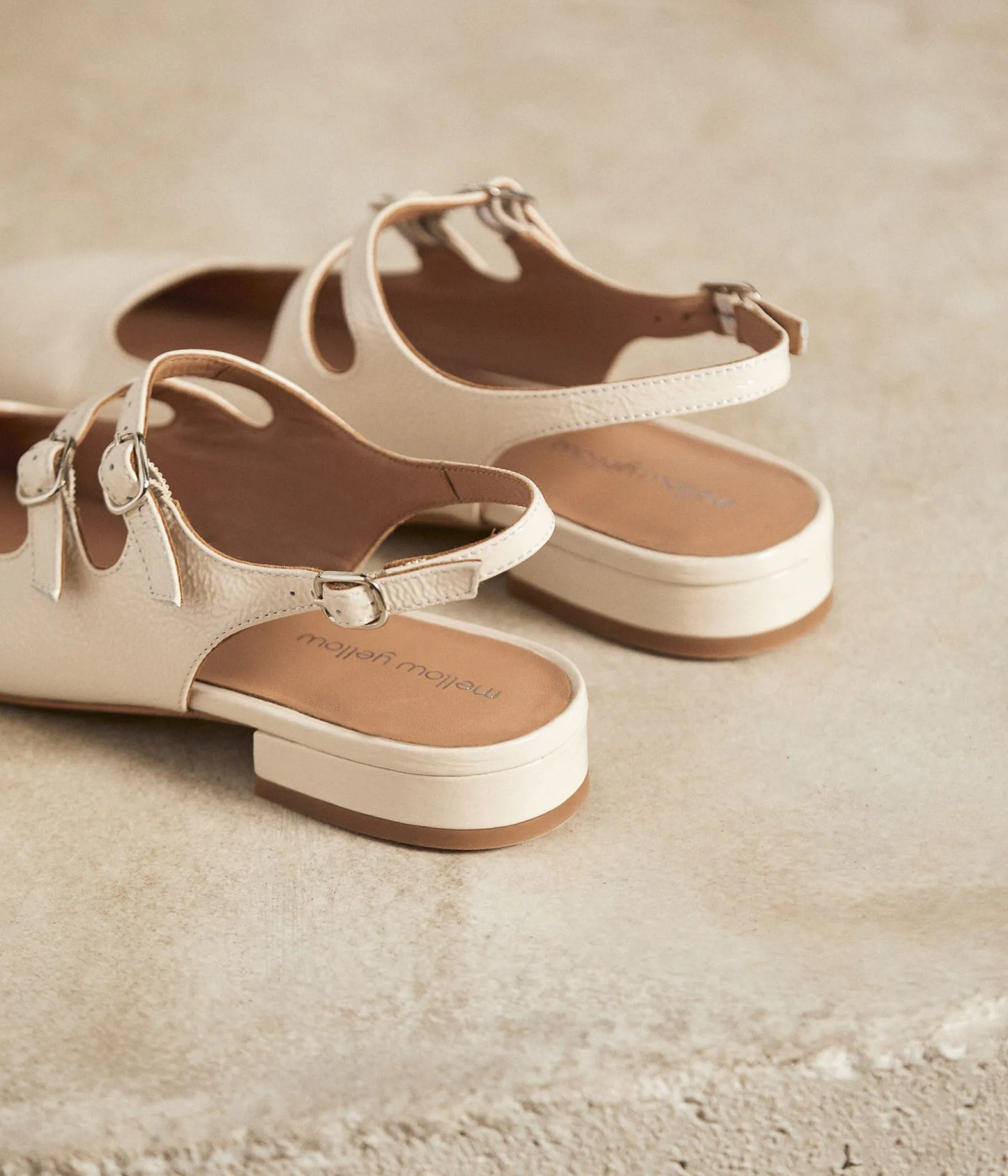 Femme Mellow Yellow Ballerines, Slingbacks-Slingbacks vernies Daisy